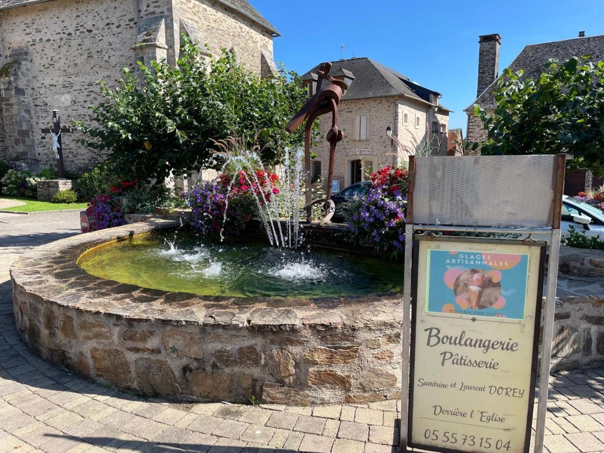 La Maison Charmante D'Elisabeth Saint-Ybard Экстерьер фото